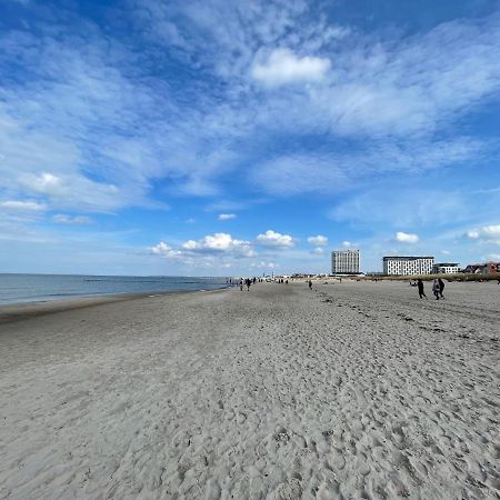 Exclusive Fewo In Warnemuende, 150M To The Beach, 2 Bathrooms, 2 Bedrooms, Sauna, Wifi And Much More. Rostock Luaran gambar