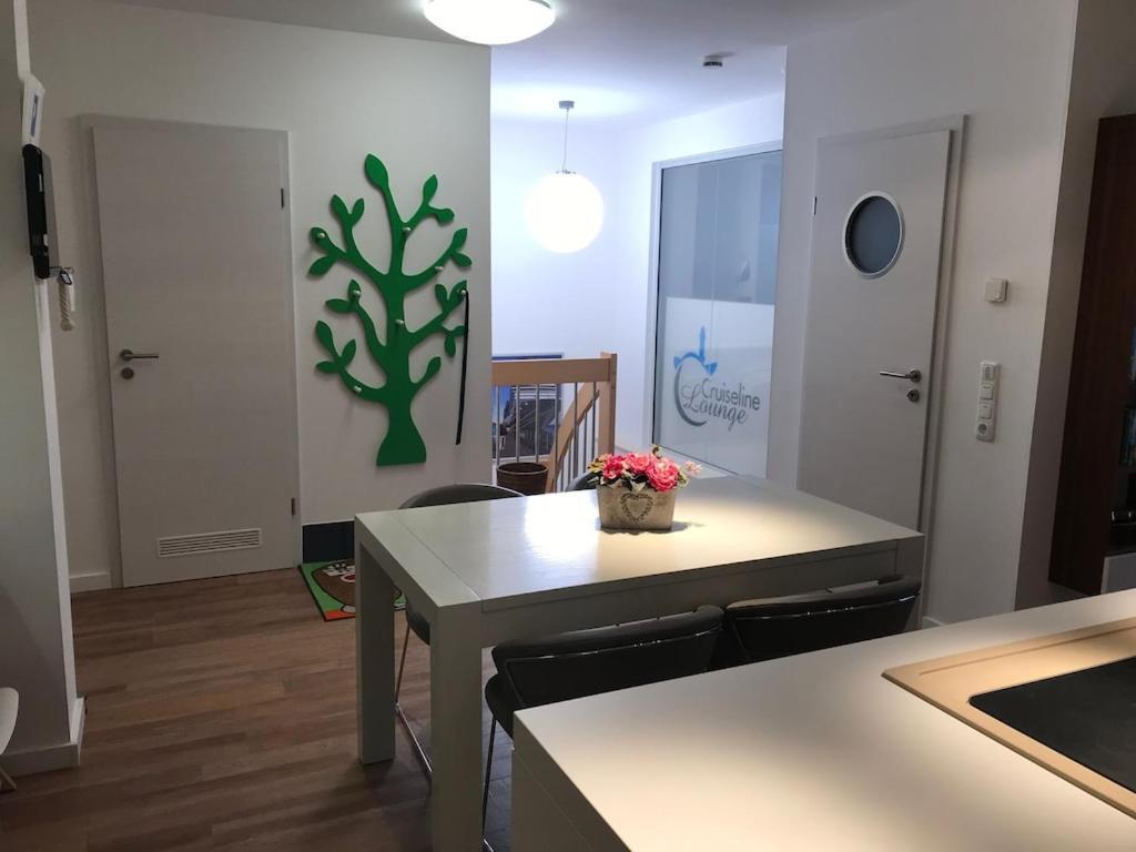 Exclusive Fewo In Warnemuende, 150M To The Beach, 2 Bathrooms, 2 Bedrooms, Sauna, Wifi And Much More. Rostock Luaran gambar