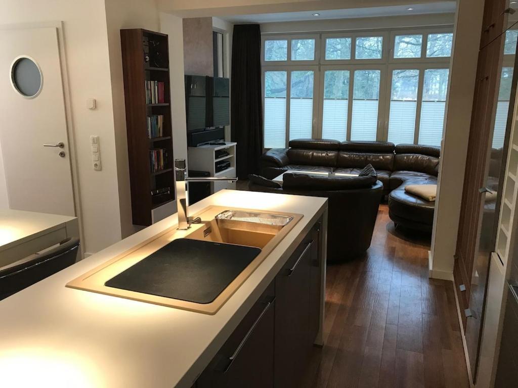 Exclusive Fewo In Warnemuende, 150M To The Beach, 2 Bathrooms, 2 Bedrooms, Sauna, Wifi And Much More. Rostock Luaran gambar
