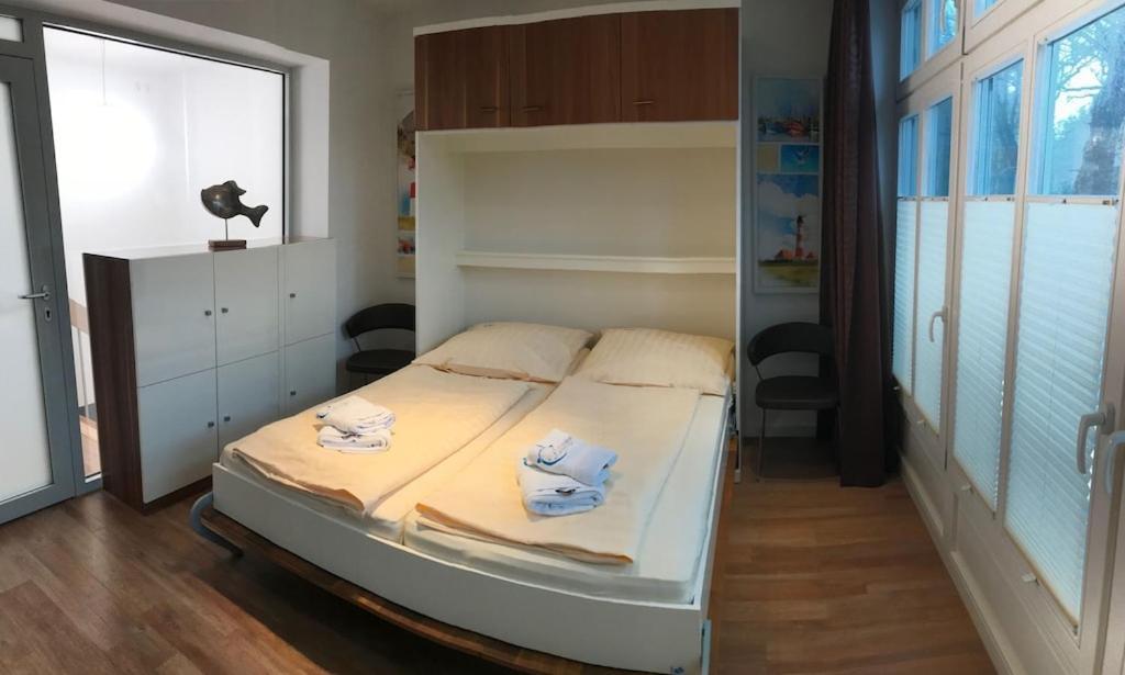 Exclusive Fewo In Warnemuende, 150M To The Beach, 2 Bathrooms, 2 Bedrooms, Sauna, Wifi And Much More. Rostock Luaran gambar